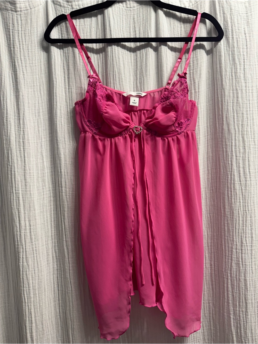 ⭐️3/$20 bundle⭐️H&M Hot Pink Lace-Trim Chemise